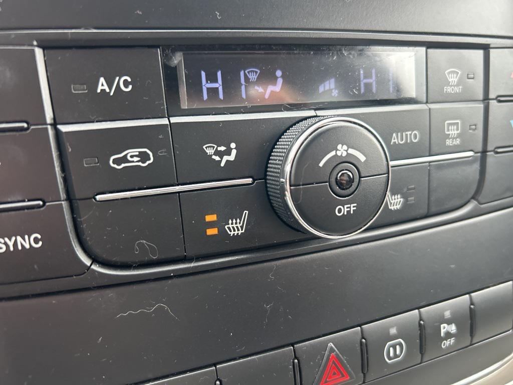 used 2012 Jeep Grand Cherokee car, priced at $9,500