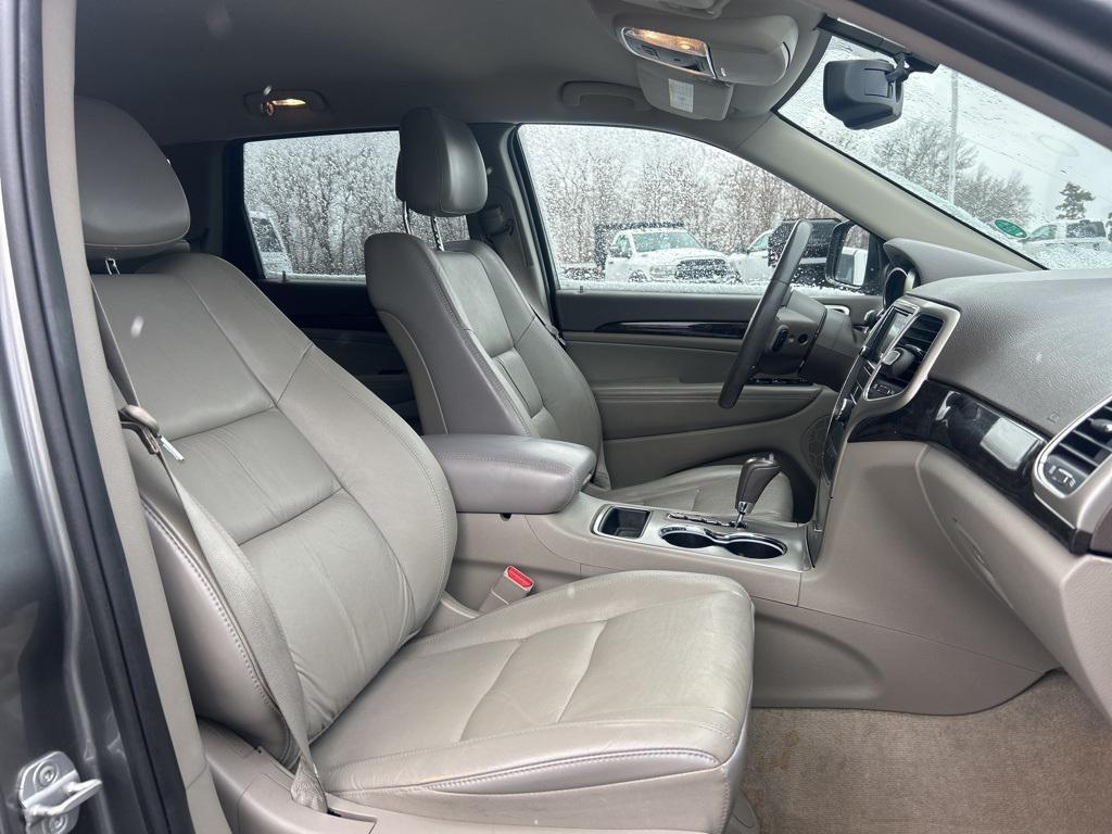 used 2012 Jeep Grand Cherokee car, priced at $9,500