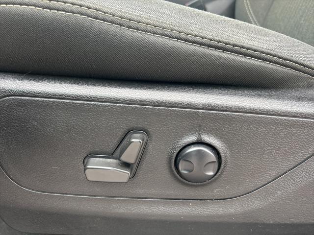 used 2022 Ram 1500 car, priced at $31,905