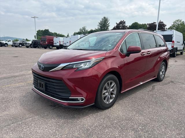 used 2023 Toyota Sienna car, priced at $41,493