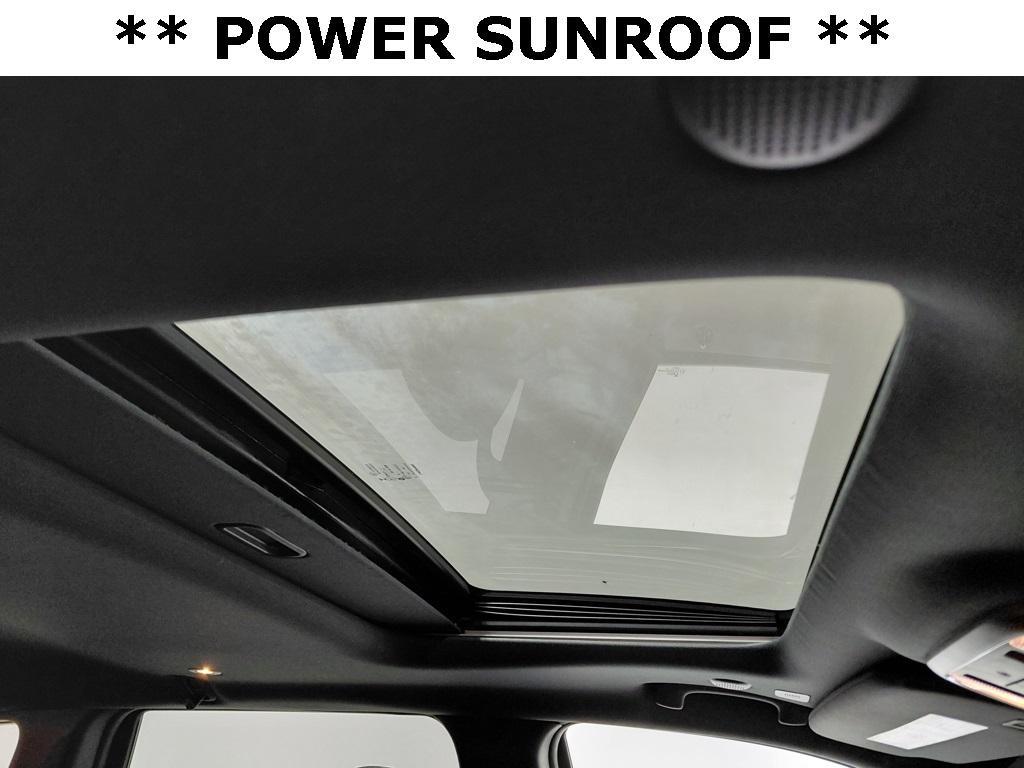 used 2022 Jeep Grand Cherokee car, priced at $28,763