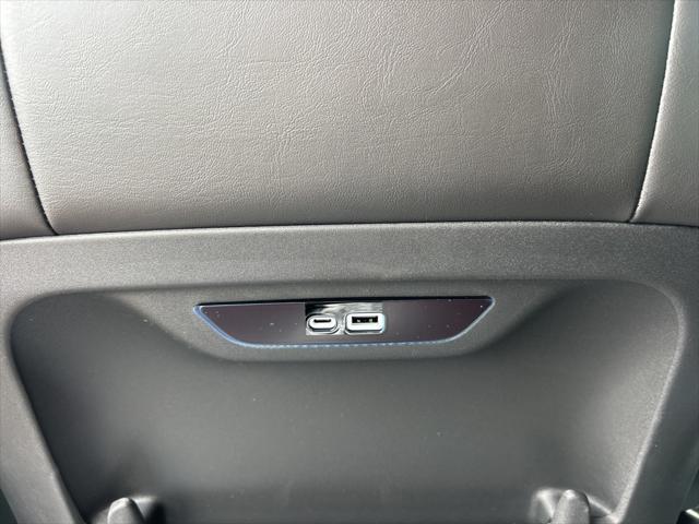 new 2025 Chrysler Pacifica car, priced at $42,405