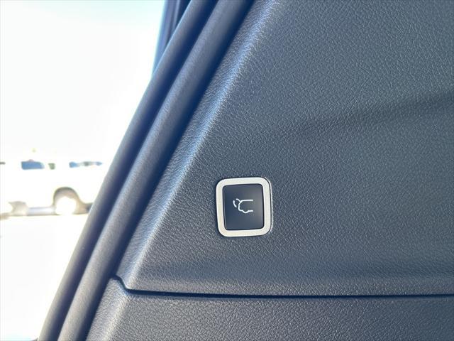 new 2025 Chrysler Voyager car, priced at $40,190