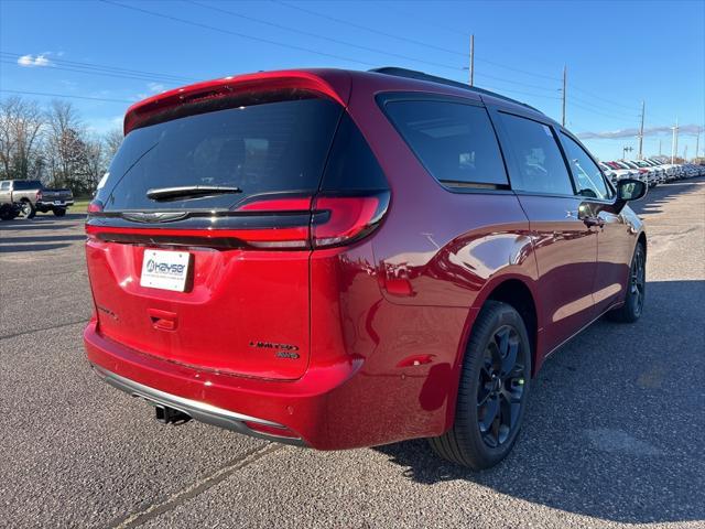 new 2025 Chrysler Pacifica car, priced at $58,555