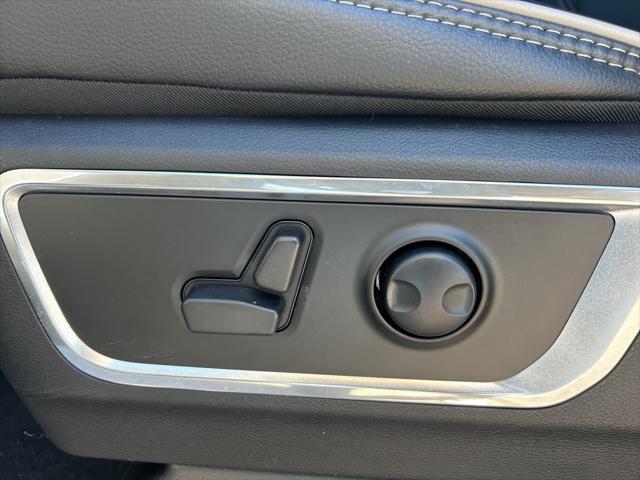new 2025 Ram 1500 car, priced at $62,020