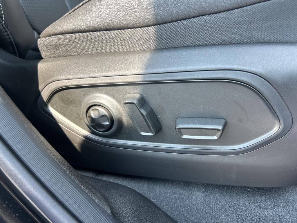 new 2025 Jeep Grand Cherokee car, priced at $48,770