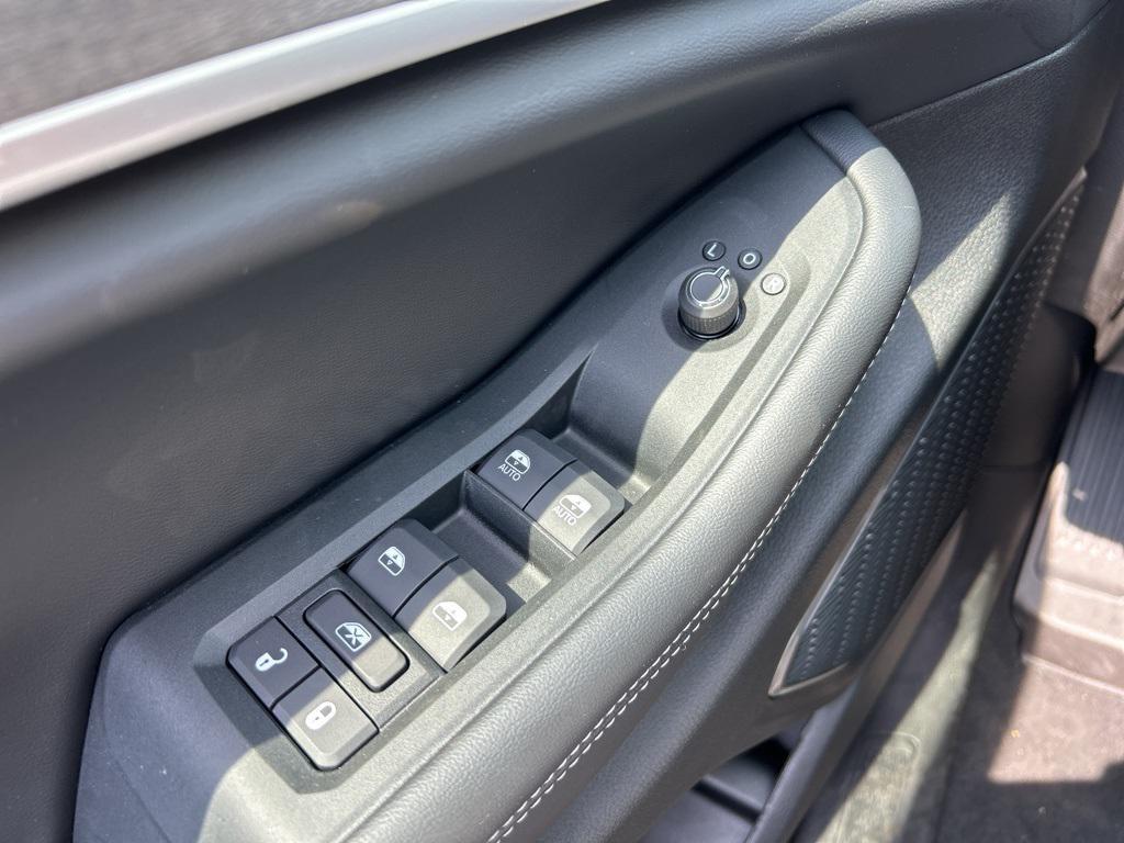 new 2025 Jeep Grand Cherokee car, priced at $50,310