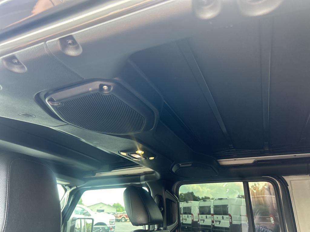 used 2019 Jeep Wrangler Unlimited car, priced at $27,900