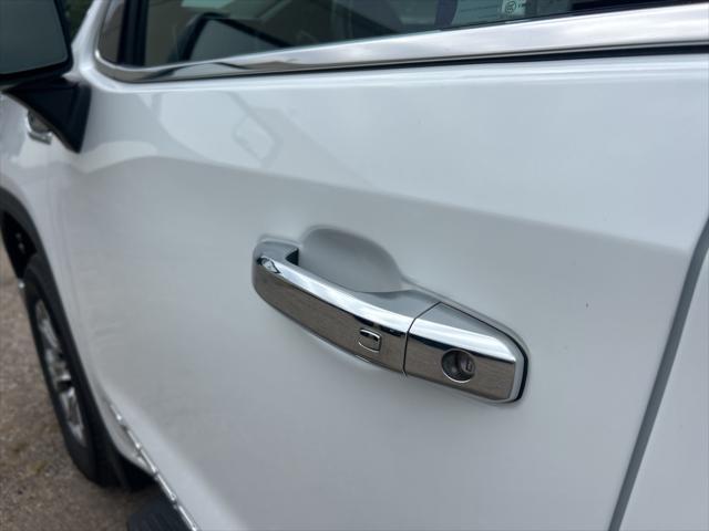 used 2023 GMC Sierra 1500 car, priced at $50,250