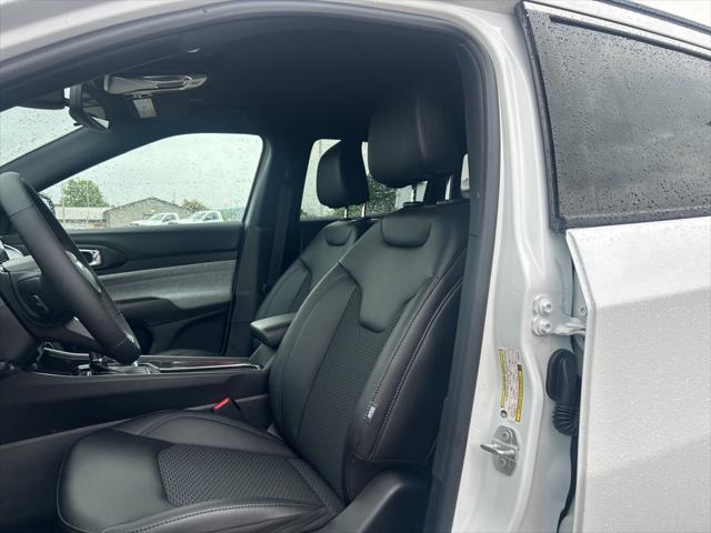 new 2025 Jeep Compass car, priced at $27,404