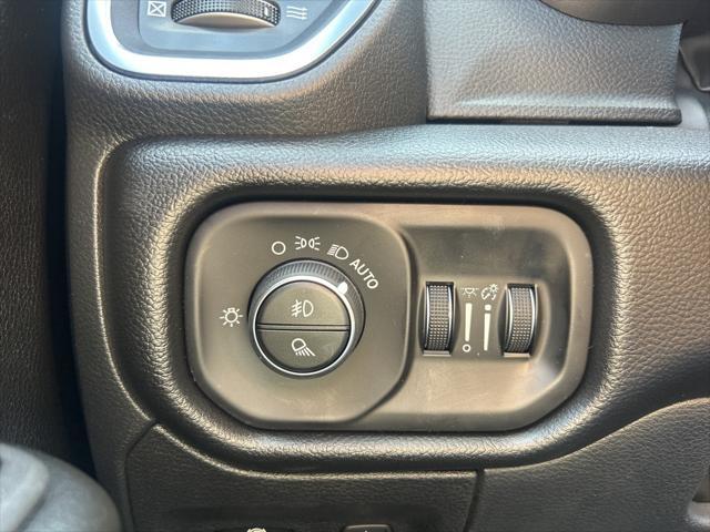 new 2025 Ram 1500 car, priced at $51,382