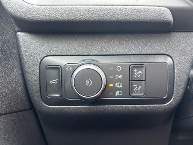 used 2022 Ford Escape car, priced at $20,999