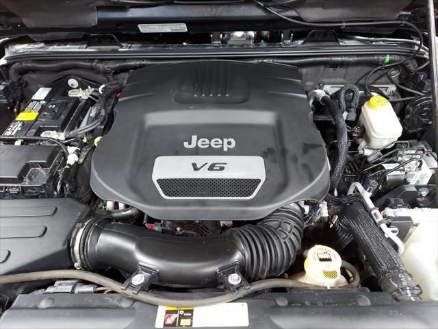 used 2014 Jeep Wrangler Unlimited car, priced at $22,789