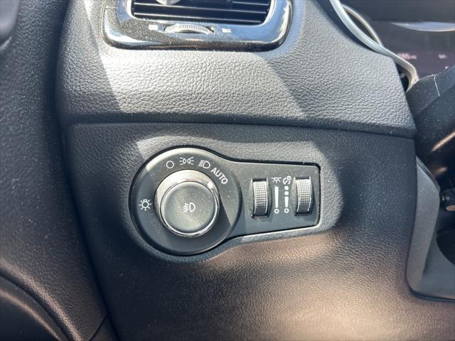 used 2019 Jeep Compass car, priced at $14,965