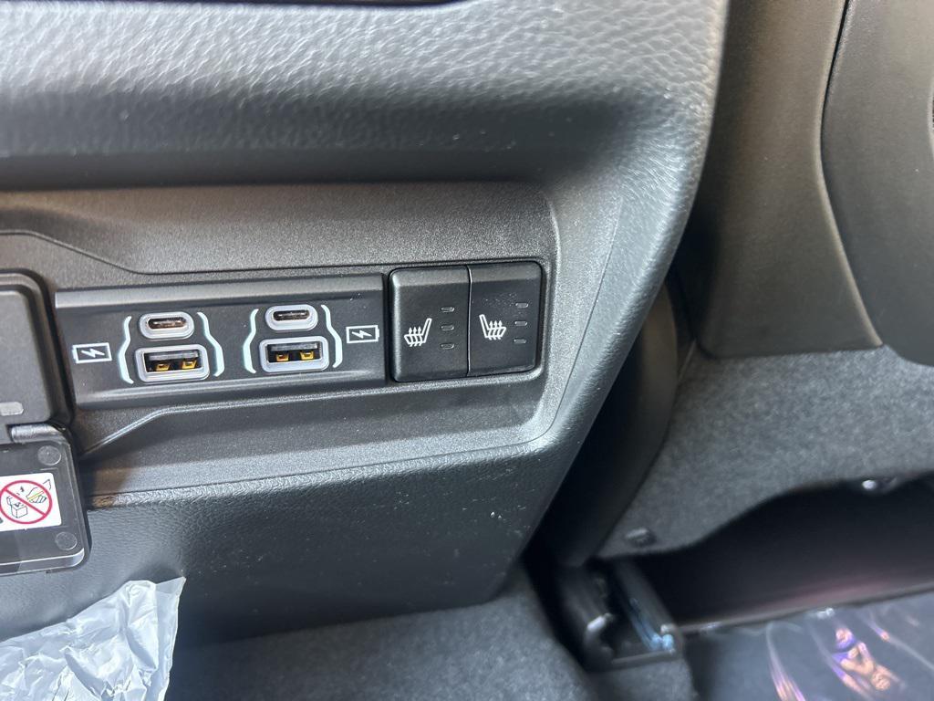 new 2025 Jeep Grand Cherokee car, priced at $56,824