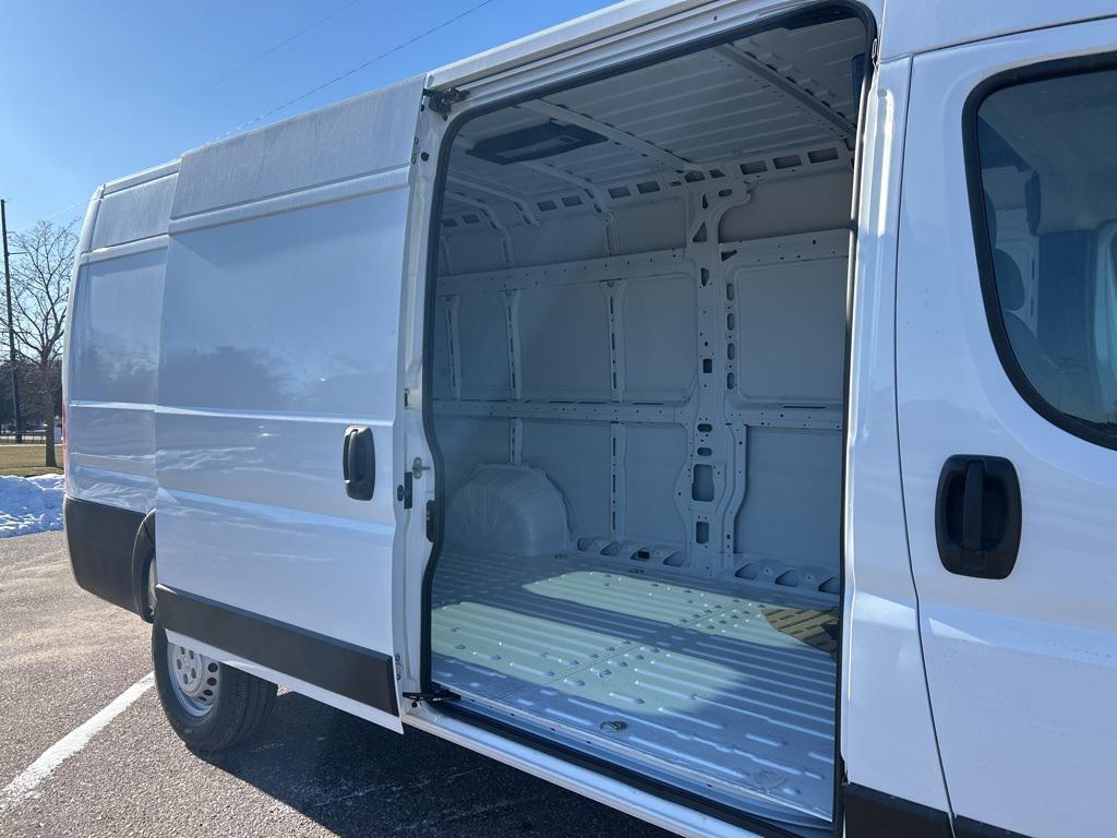 new 2025 Ram ProMaster 3500 car, priced at $52,282