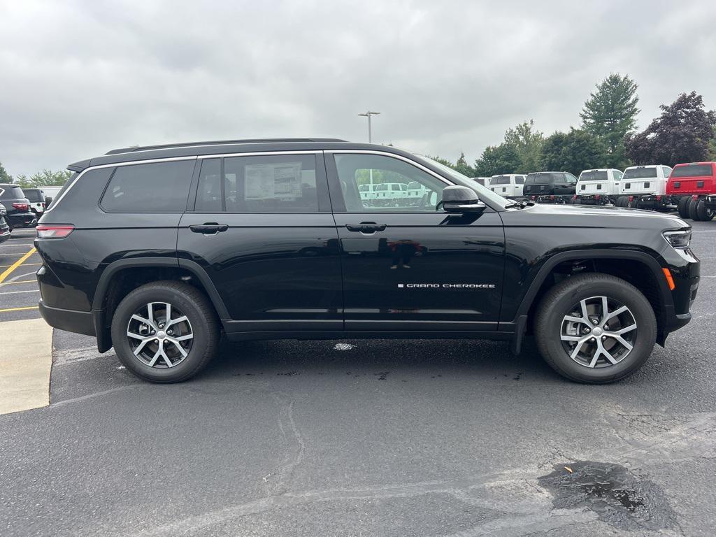 new 2025 Jeep Grand Cherokee L car, priced at $51,431