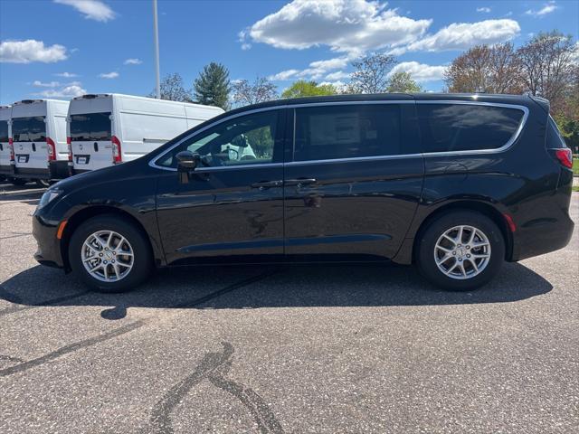 new 2025 Chrysler Voyager car, priced at $39,605