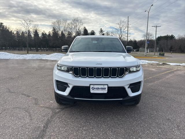 new 2025 Jeep Grand Cherokee car, priced at $39,080