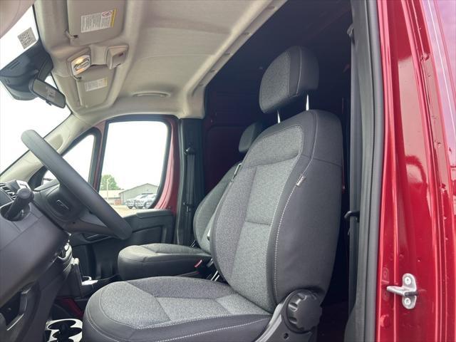 new 2025 Ram ProMaster 2500 car, priced at $51,147