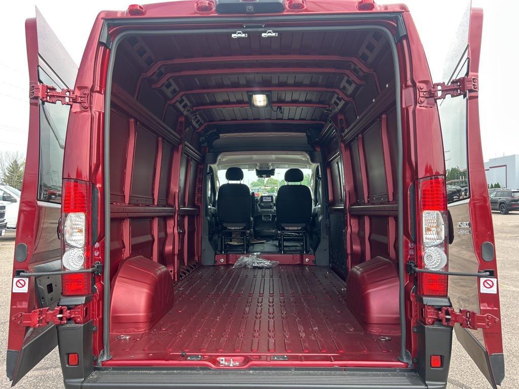 new 2025 Ram ProMaster 2500 car, priced at $49,997