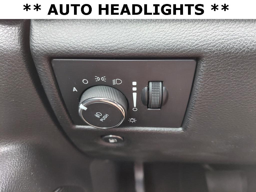 used 2021 Jeep Grand Cherokee car, priced at $27,750
