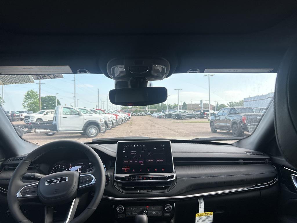 new 2025 Jeep Compass car, priced at $33,686