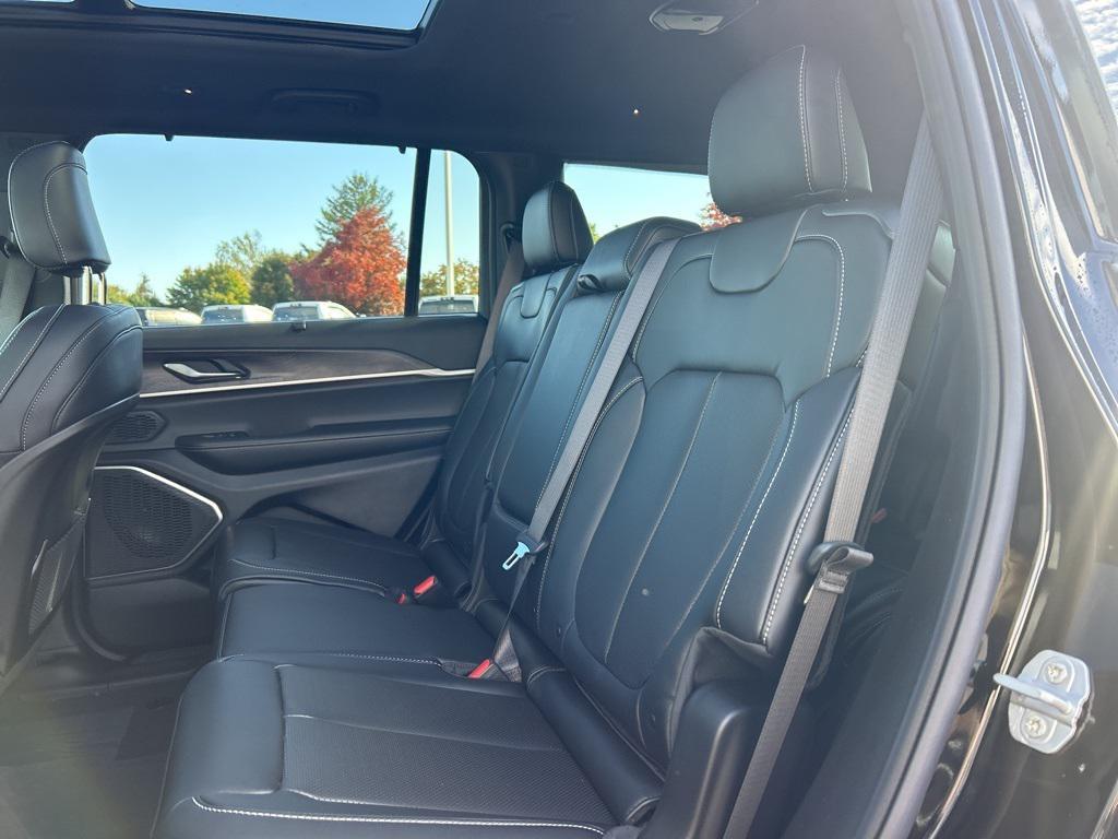 new 2025 Jeep Grand Cherokee L car, priced at $55,197