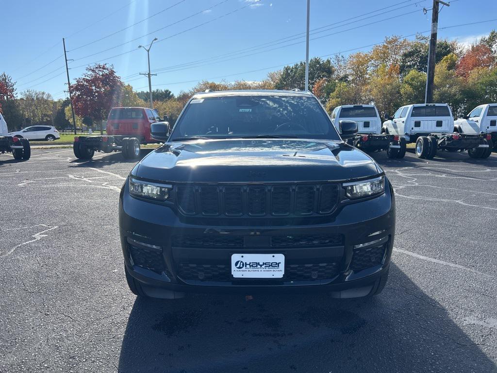 new 2025 Jeep Grand Cherokee L car, priced at $55,197