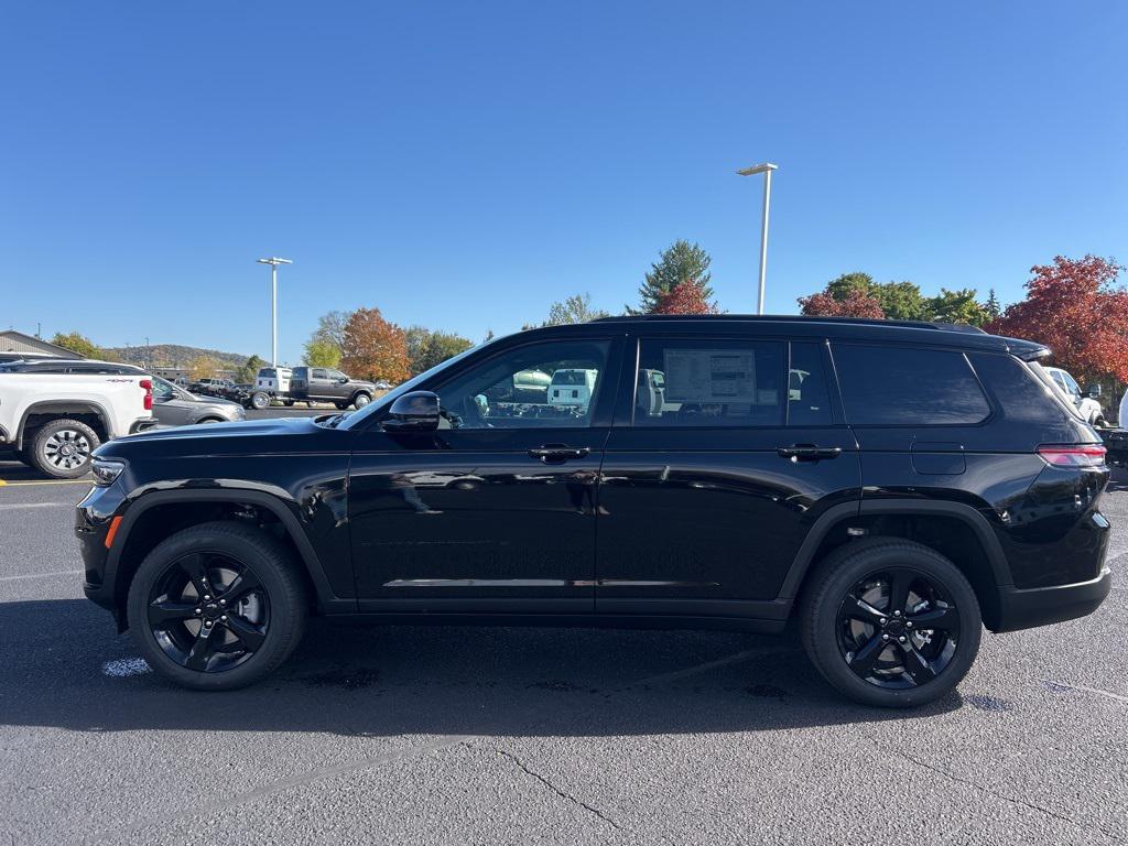 new 2025 Jeep Grand Cherokee L car, priced at $55,197