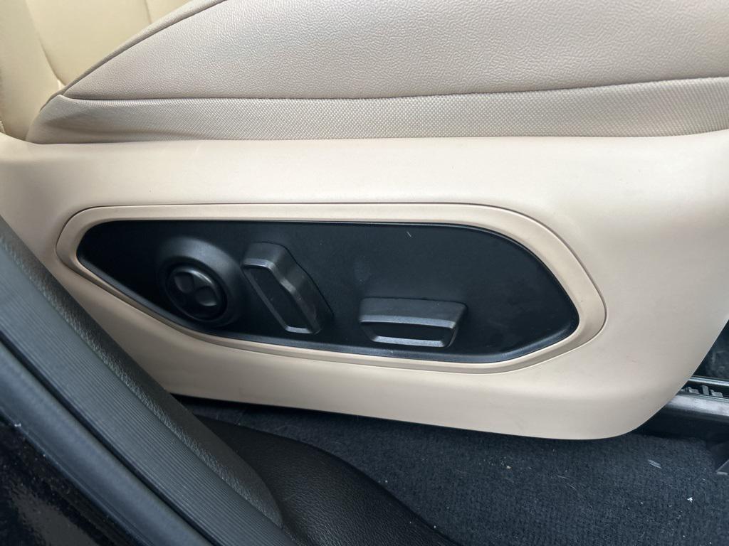 used 2024 Jeep Grand Cherokee L car, priced at $35,499