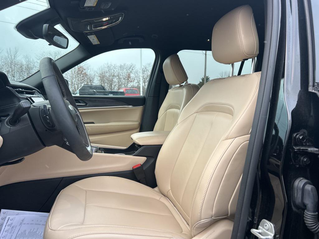 used 2024 Jeep Grand Cherokee L car, priced at $35,499