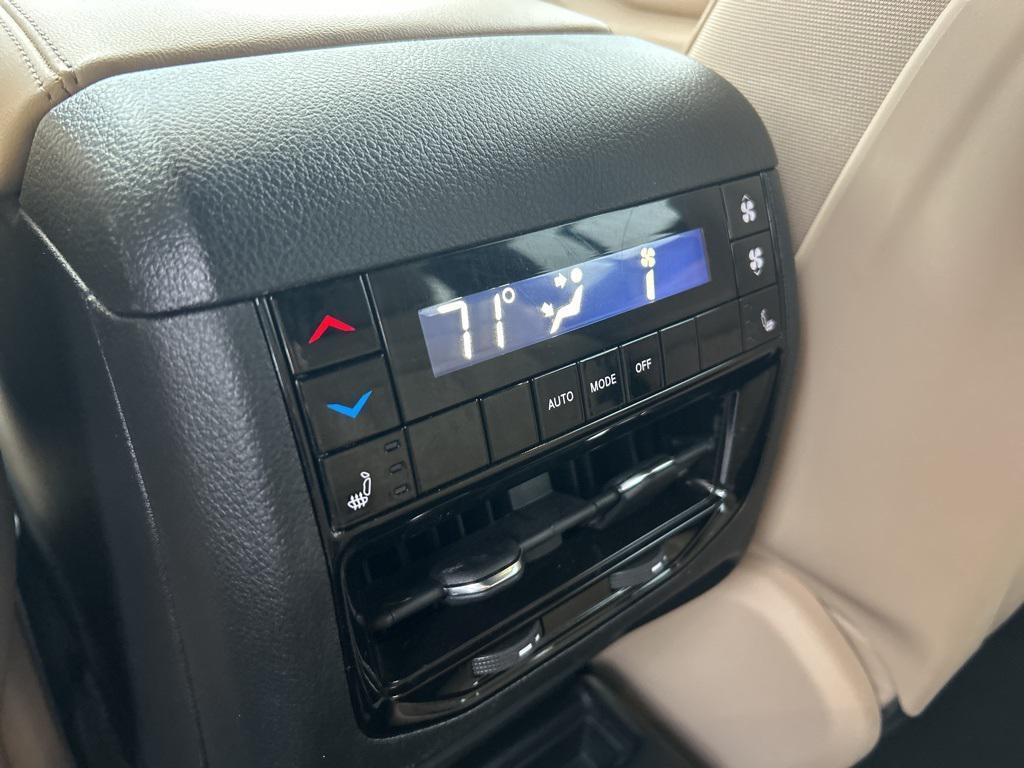 used 2024 Jeep Grand Cherokee L car, priced at $35,499