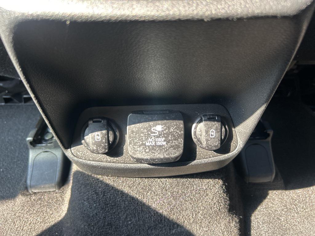 used 2019 Hyundai Santa Fe car, priced at $24,997