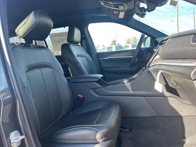 new 2025 Jeep Grand Cherokee car, priced at $48,497