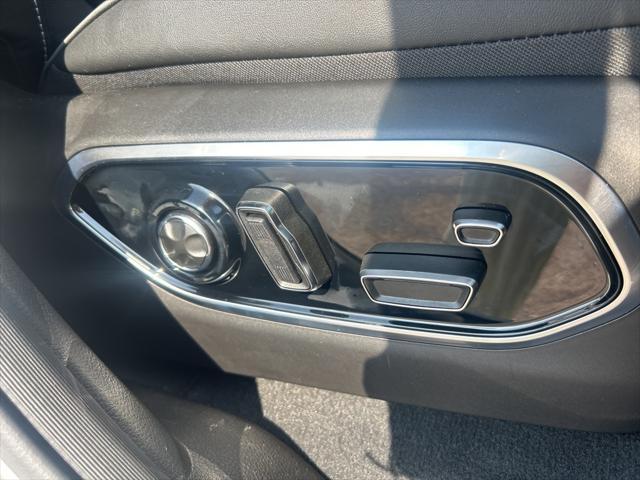new 2025 Jeep Grand Cherokee car, priced at $57,852