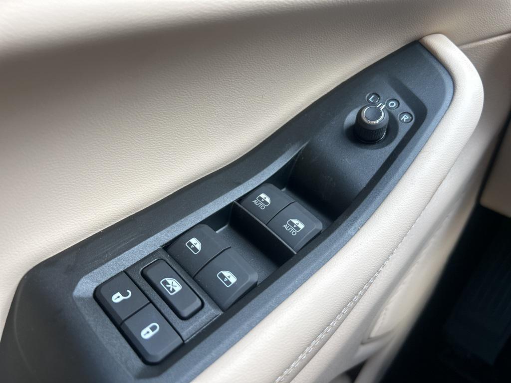 new 2025 Jeep Grand Cherokee car, priced at $45,051
