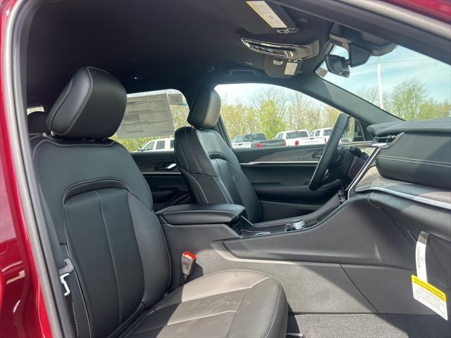 new 2025 Jeep Grand Cherokee L car, priced at $44,216