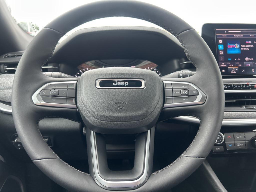 new 2025 Jeep Compass car, priced at $27,686
