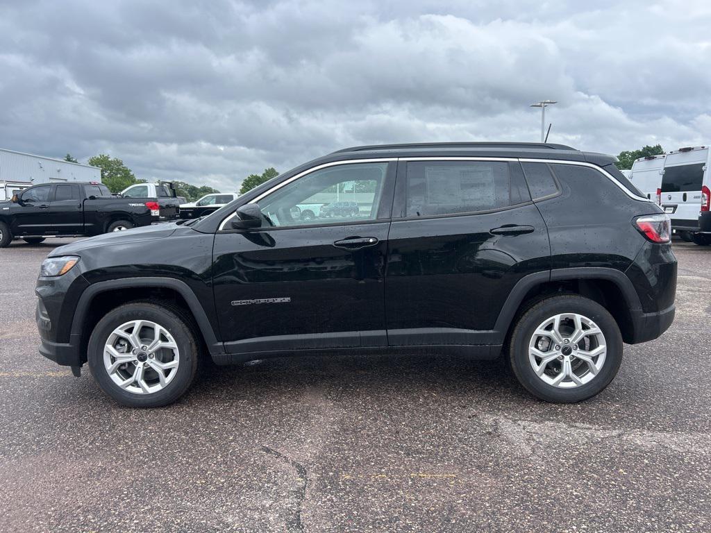 new 2025 Jeep Compass car, priced at $27,686