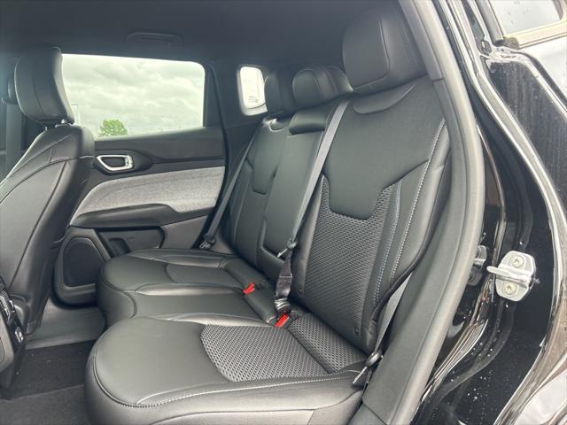 new 2025 Jeep Compass car, priced at $28,722