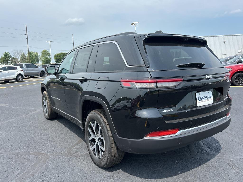 new 2025 Jeep Grand Cherokee car, priced at $50,270