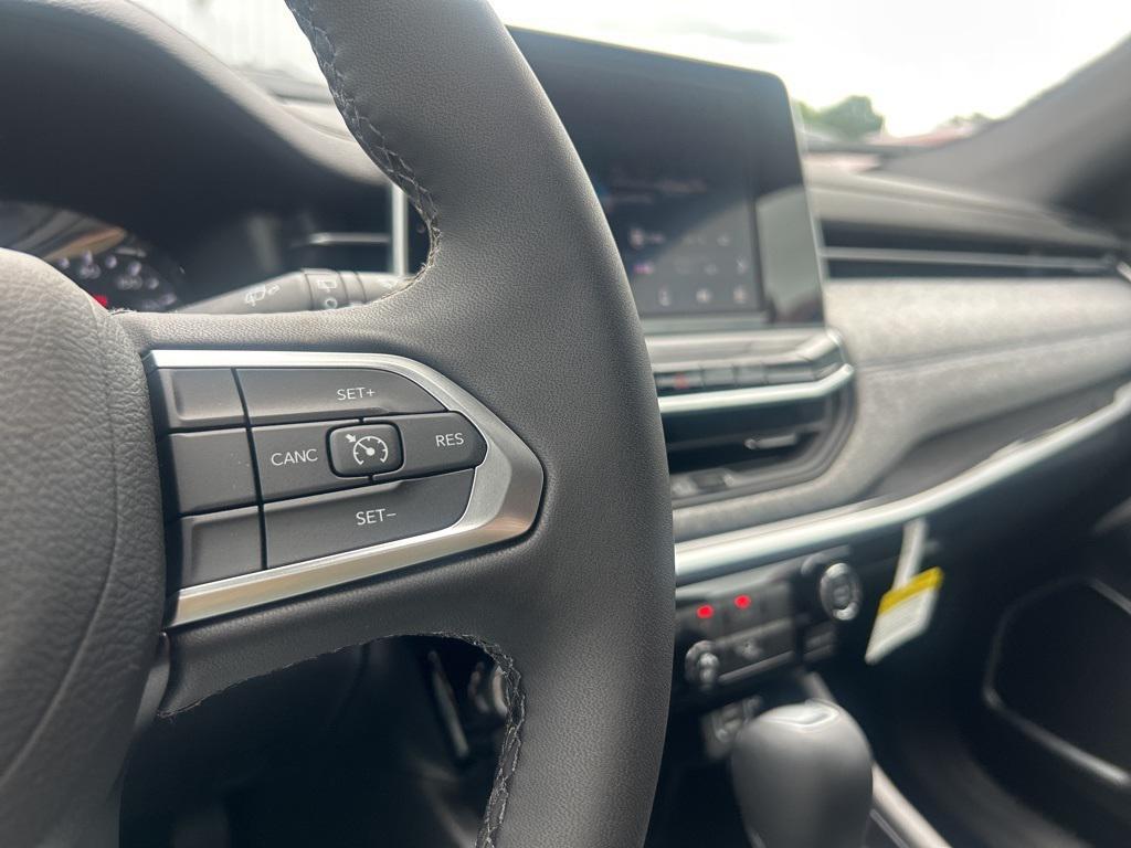 new 2025 Jeep Compass car, priced at $27,156