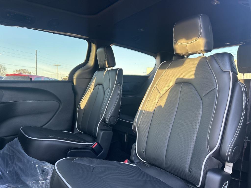 new 2026 Chrysler Pacifica car, priced at $52,715