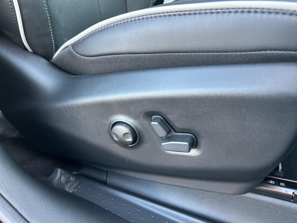 new 2026 Chrysler Pacifica car, priced at $52,715