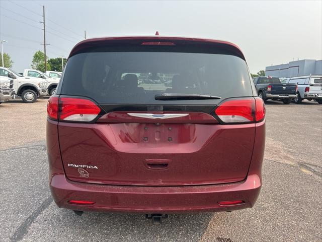 used 2017 Chrysler Pacifica car, priced at $11,300