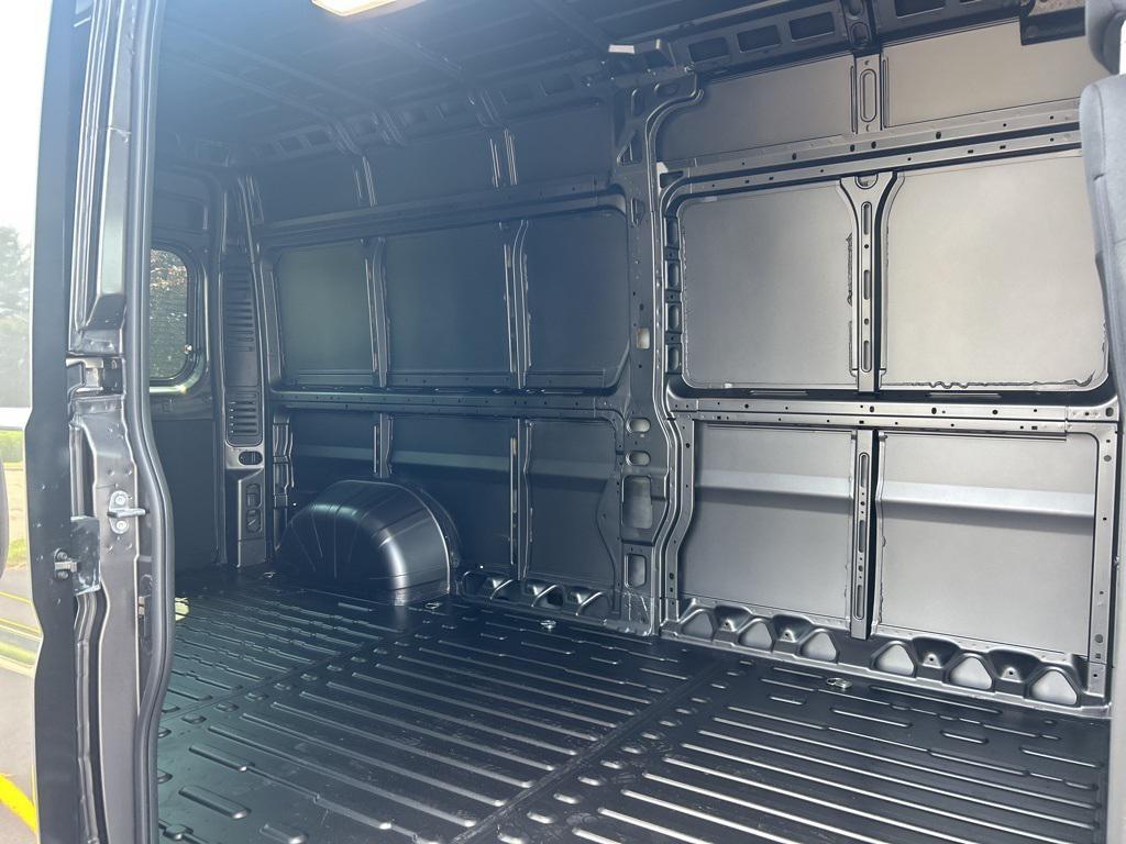 new 2025 Ram ProMaster 2500 car, priced at $50,043