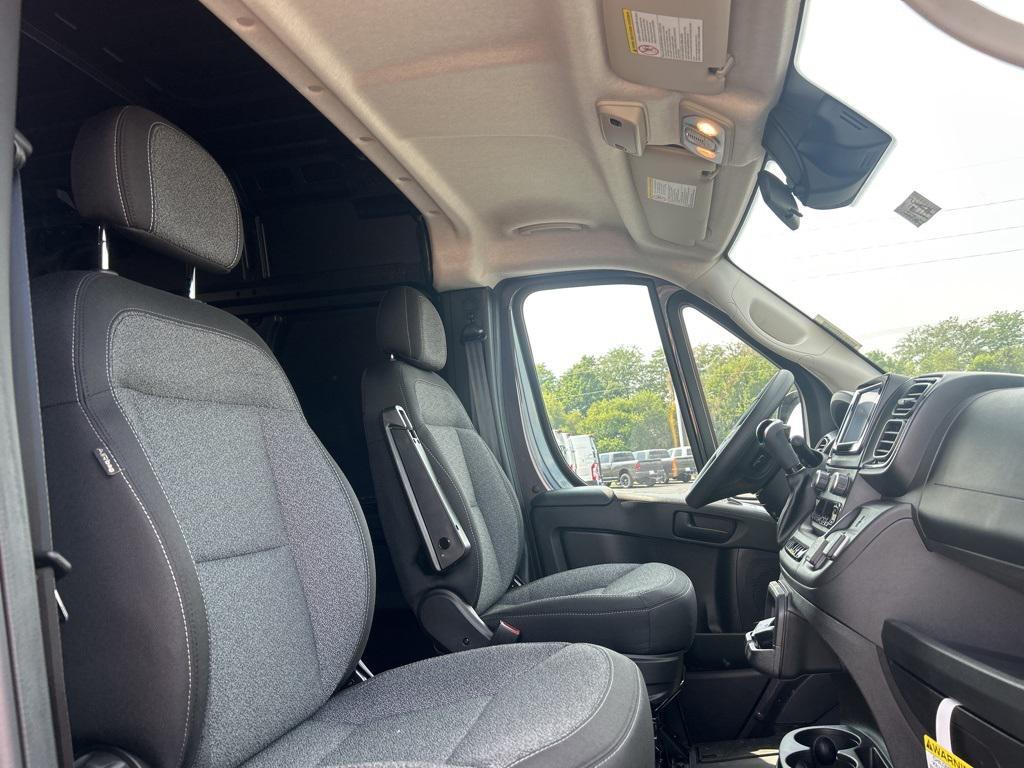 new 2025 Ram ProMaster 2500 car, priced at $50,043