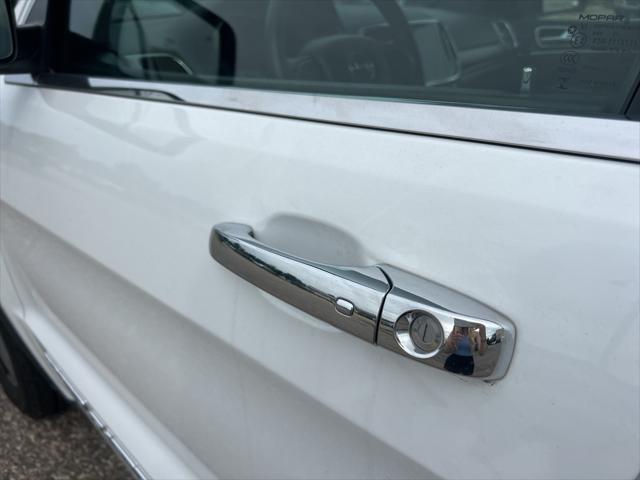 used 2021 Jeep Grand Cherokee car, priced at $26,850