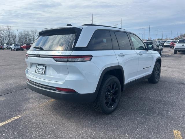 new 2025 Jeep Grand Cherokee car, priced at $40,312